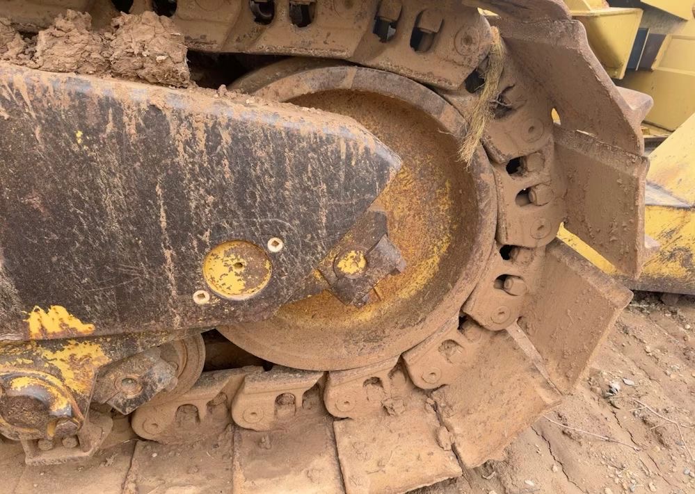 1990 CATERPILLAR D9N DOZER with ripper - View 4