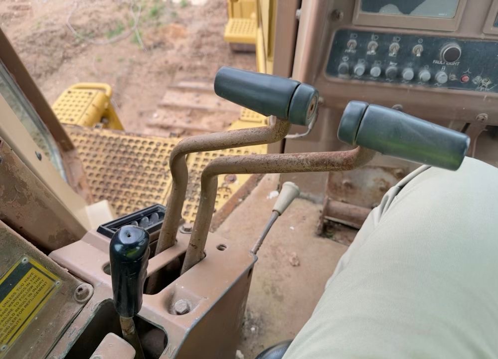 1990 CATERPILLAR D9N DOZER with ripper - View 6